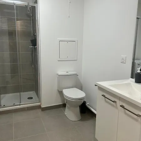 New Well-equipped Apartamento